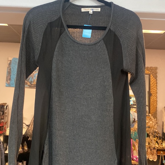 Today’s Designer Long Dress - Picture 3 of 5